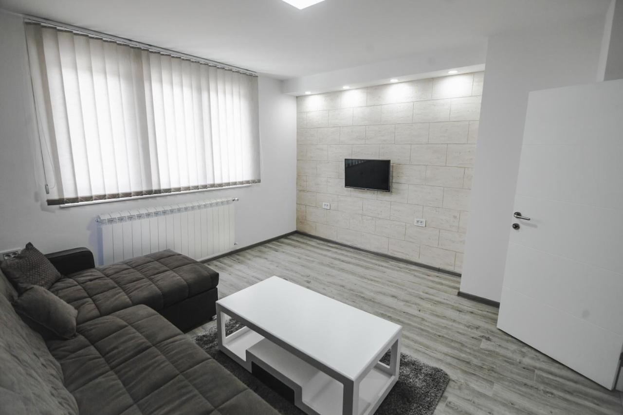 Kristal Apartmani Arandjelovac Exterior photo